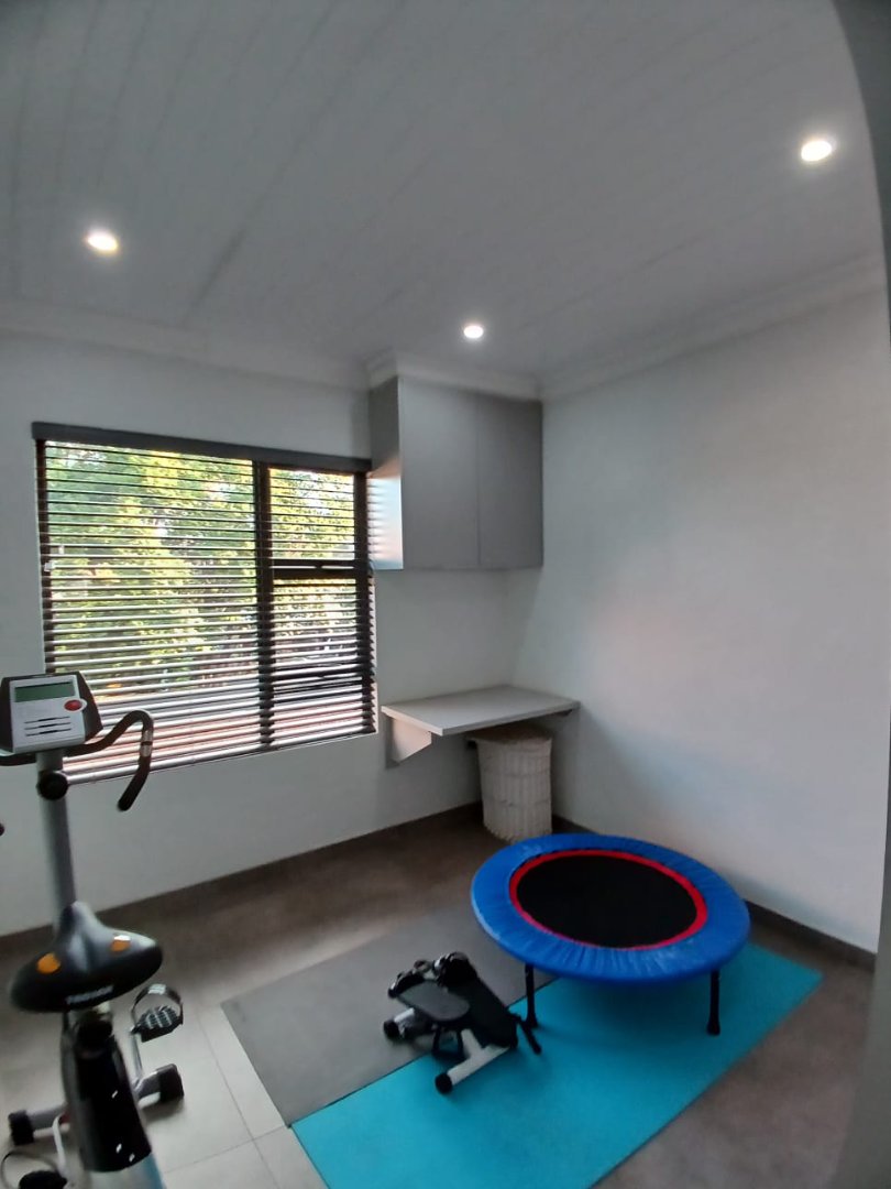 3 Bedroom Property for Sale in Pentagon Park Free State